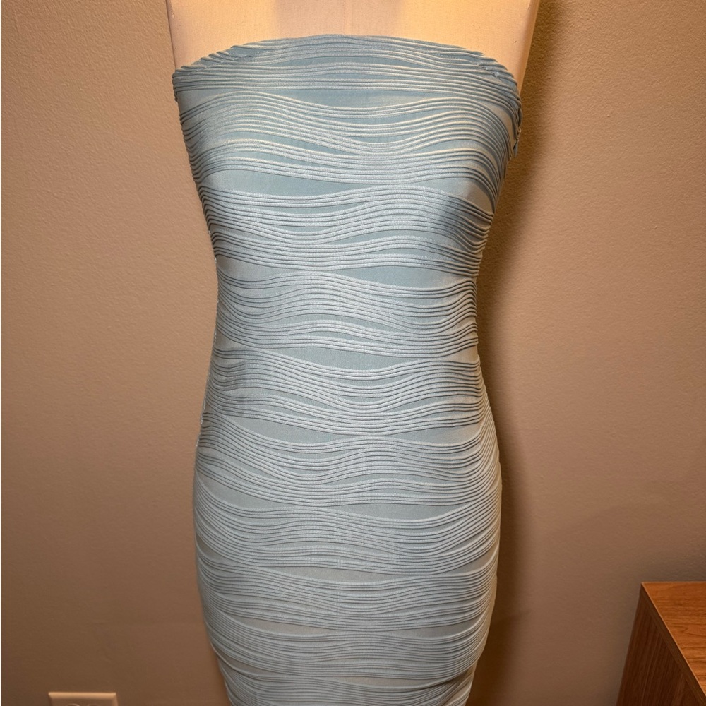 Elegant Strapless Blue Dress